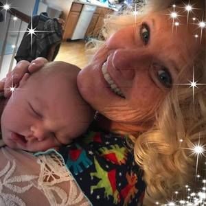 Meet your Posher, Angela